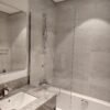 "glass-bath-screen"