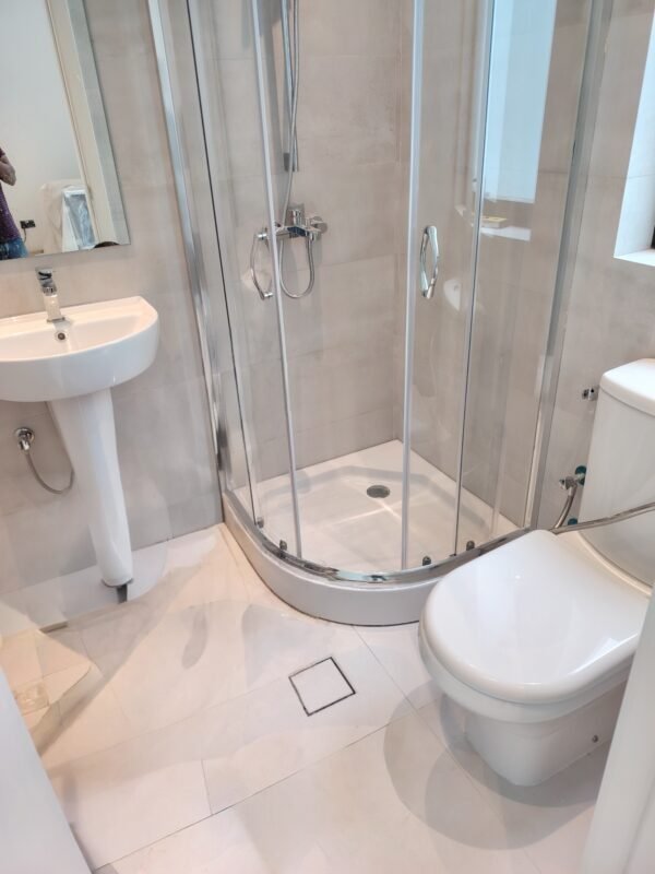 "small-shower-stall"
