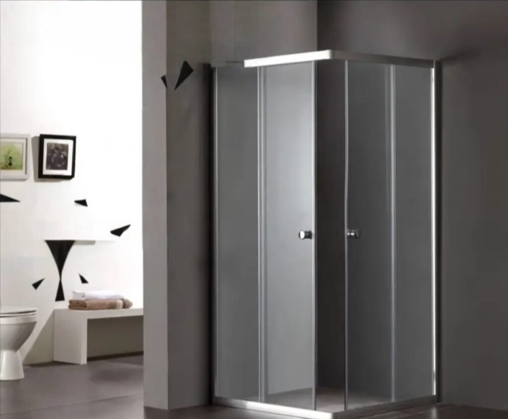"80x80-cm-shower-cubicle-with-sliding-doors"